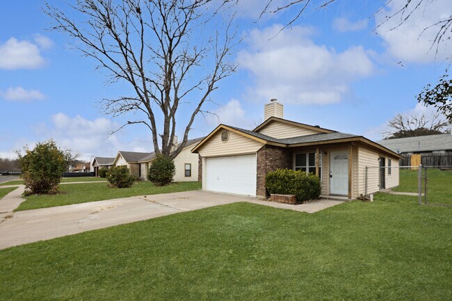 Foto del edificio - 1910 Dickens Dr
