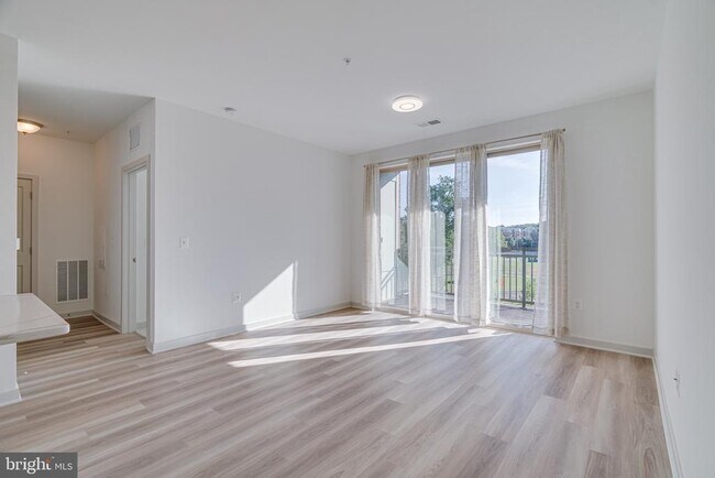 Foto del edificio - 10755 Fairgrounds Dr