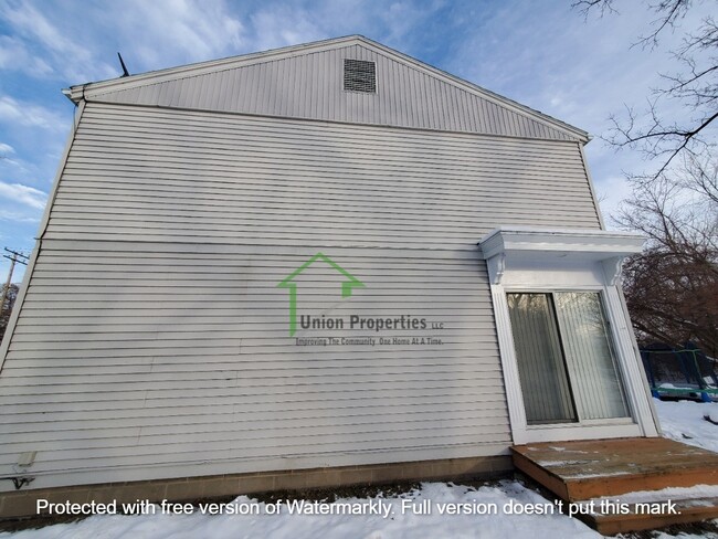 Building Photo - 1306 Bancroft St