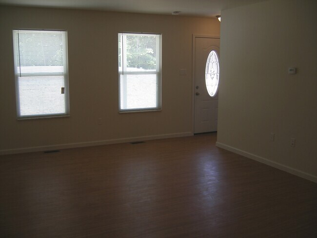 Foto del edificio - Home With Amazing Views on Private 5 Acre Lot - 7 mins from Washington