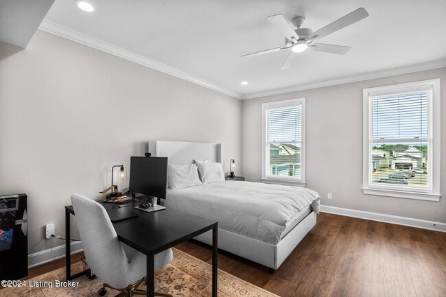 Foto del edificio - 6308 Norton Commons Blvd