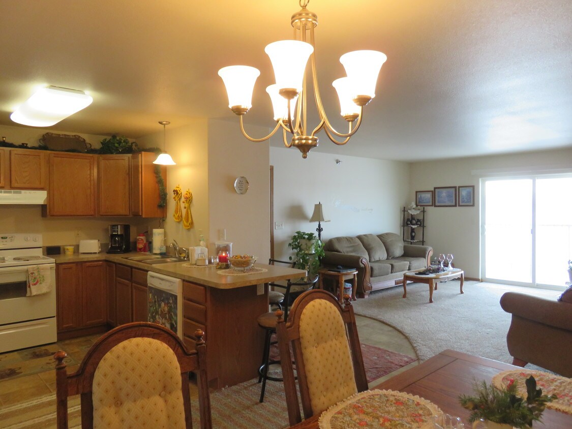 2505 40th Ave SE Unit 12, Mandan, ND 58554 Apartments in Mandan, ND