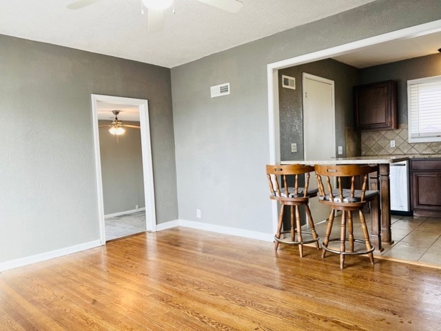 Building Photo - 5639 Rosehill Rd