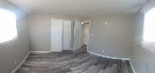 Building Photo - 2429 Arkansas Ave