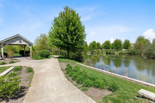 Building Photo - 3364 Kentshire Cir