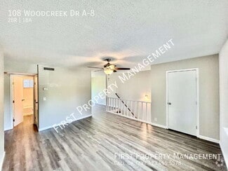Building Photo - 108 Woodcreek Dr