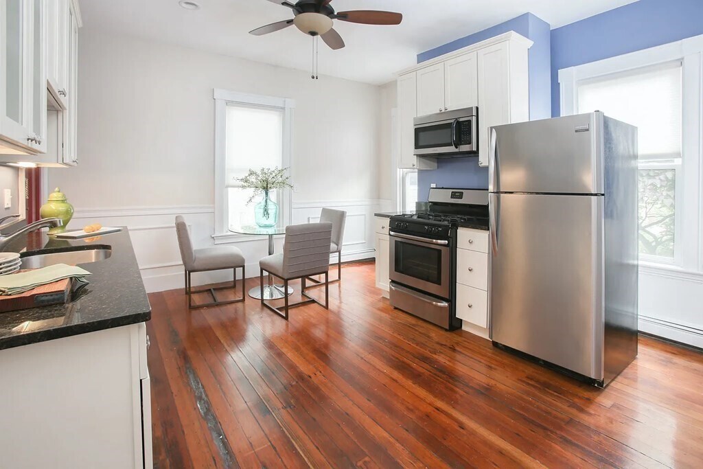 Foto principal - 395 Washington St