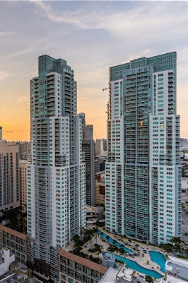 Foto del edificio - 244 Biscayne Blvd