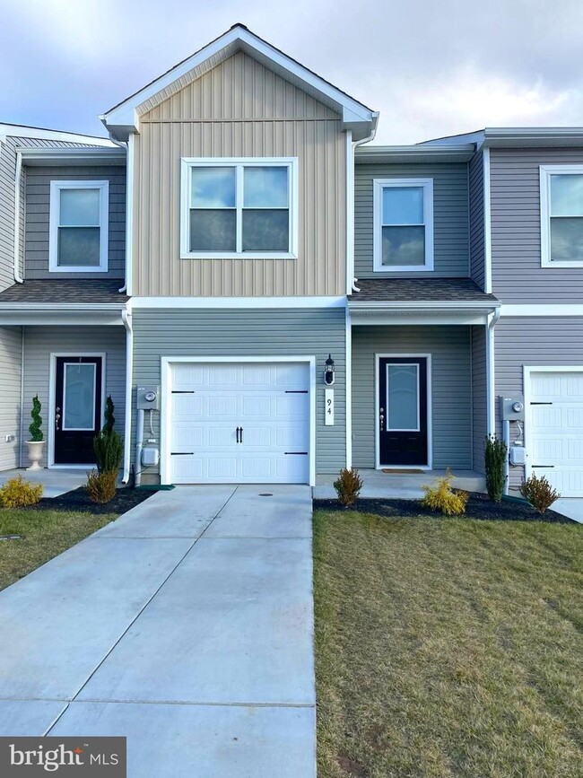 Building Photo - 94 Paddington St