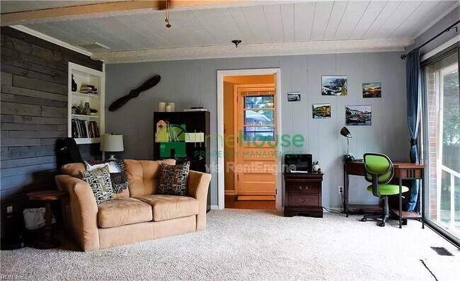 Foto del edificio - 1439 Simpson Ct