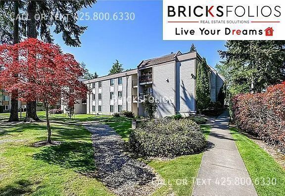 Primary Photo - Prime Bellevue Condo, conveniently located...