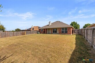 Building Photo - 2018 Drawbridge Dr Building Photo - 2018 Drawbridge Dr