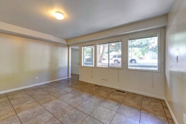 Foto del edificio - 1000 11th St