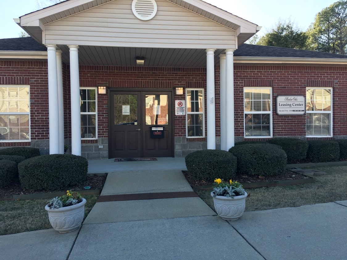 Meadow Oaks Apartments in Rainbow City, AL