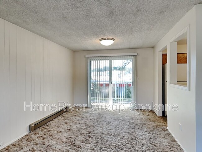 Building Photo - 8808 N Calispel St