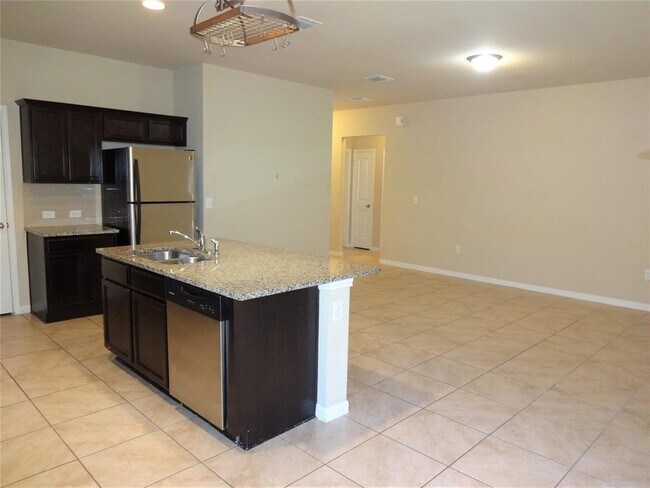 Building Photo - 10210 Tildon Ave