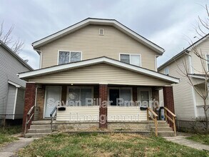 Building Photo - 1042 E 16th Ave