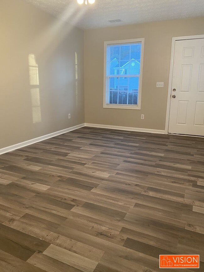 Building Photo - 223 Alton Cir