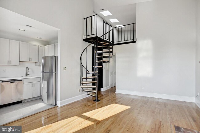 Foto del edificio - 676 4th St NE