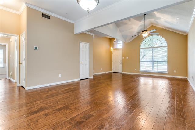 Building Photo - 709 Bluffview Dr