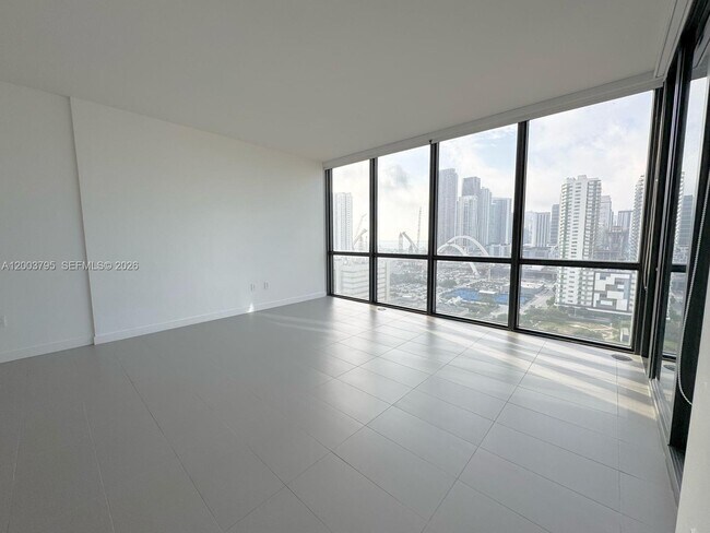 Foto del edificio - 1600 NE 1st Ave