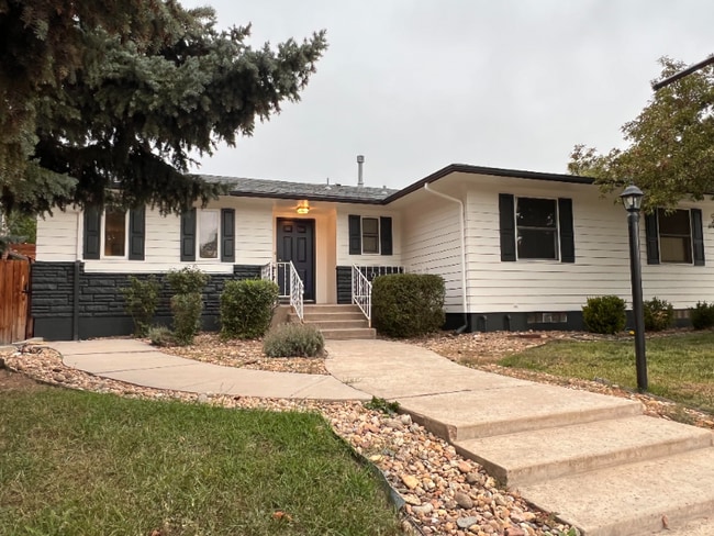 Building Photo - 1623 S Lemay Ave