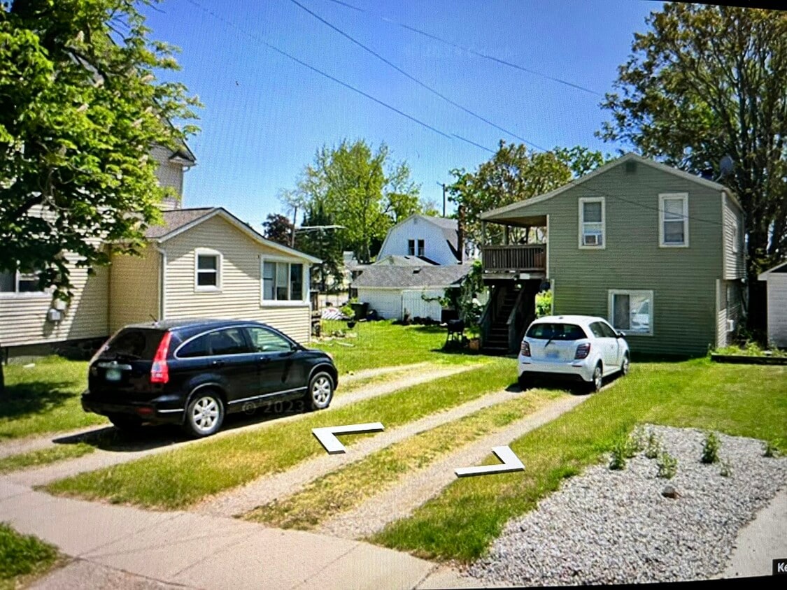 Primary Photo - 317 W Flint St