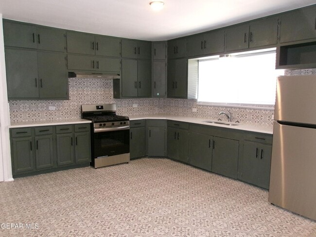 Building Photo - 5649 Cory Dr