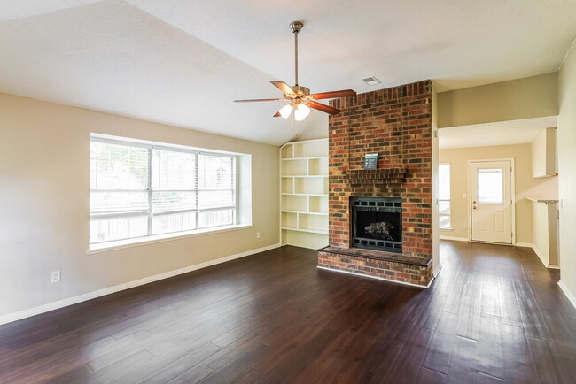 Building Photo - 609 Steven Dr