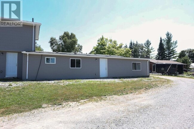 Building Photo - 26-26 Stoney Creek Rd
