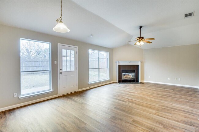 Foto del edificio - 905 Chestnut Ave