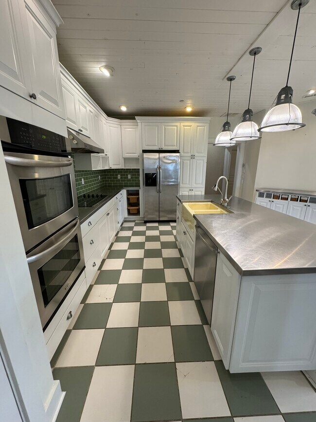 Foto del edificio - 9504 Purple Sage Rd