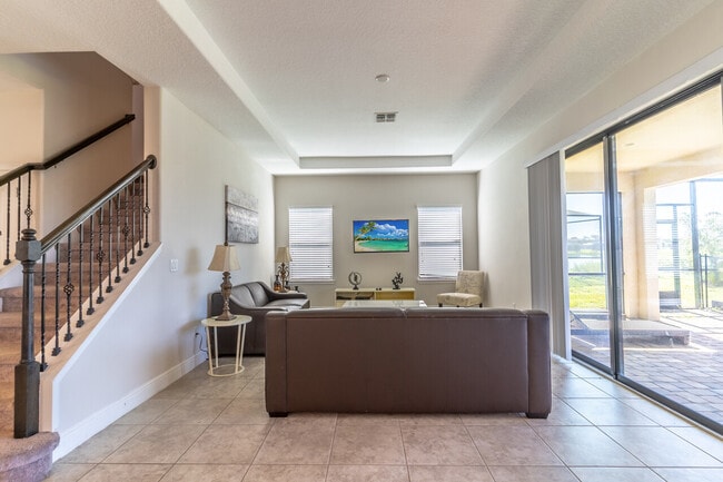 Building Photo - 154 Balmoral