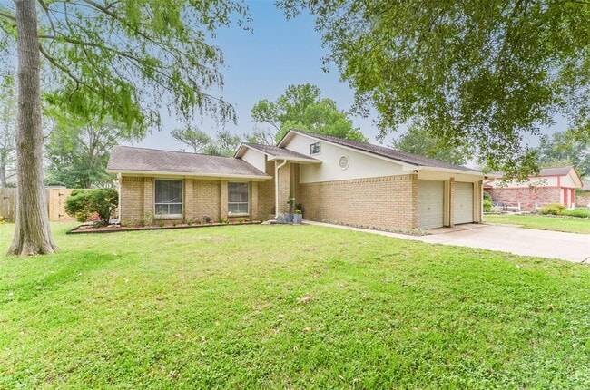 Building Photo - 22803 Merrymount Dr