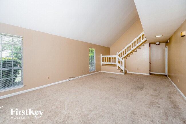 Building Photo - 6 Varin Way