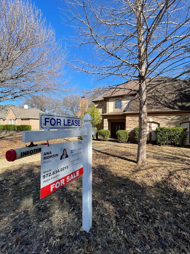 Foto del edificio - 3622 Green Hollow Dr
