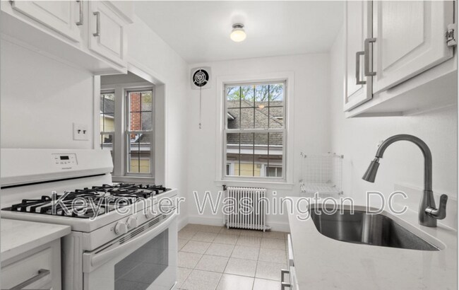 Building Photo - 4491 MacArthur Blvd NW