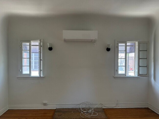 Foto del edificio - 414 N Orange Grove Ave