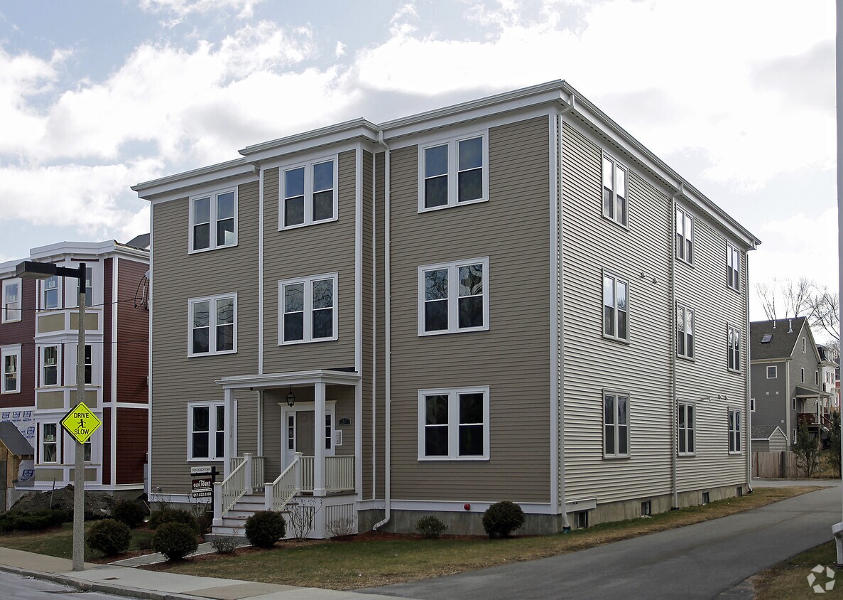 37 Coffey St, Dorchester, MA 02122 Apartments in Dorchester, MA