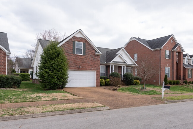 Photo - 3004 Helmsdale Ln House