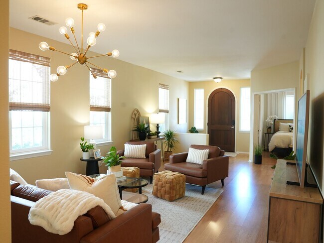 Foto del edificio - Cozy Stevenson Ranch Home on a Quiet Cul-D...