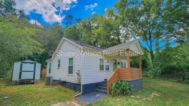 Foto del edificio - Cute little 2 BR / 1 BA up for lease!