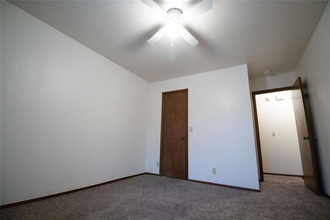 Building Photo - 1503 Barkley St
