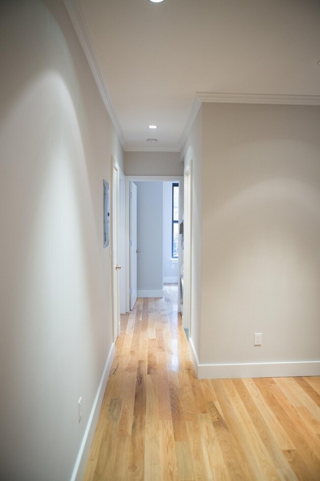 Foto del edificio - 515 W 47th St