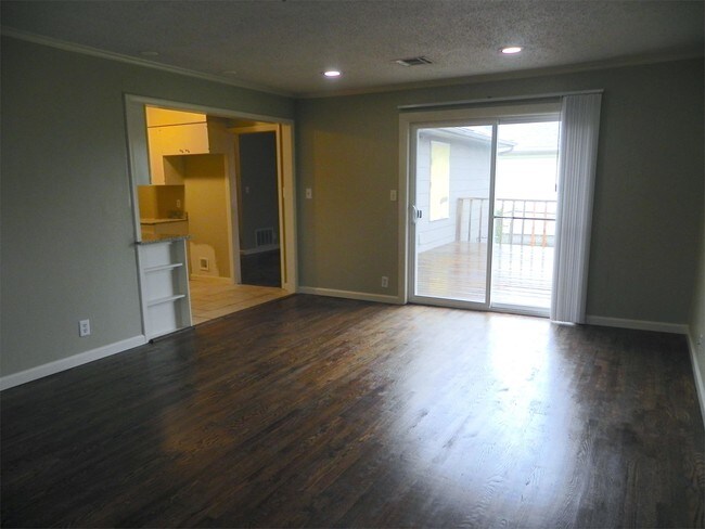 Foto del edificio - 3542 S Jamestown Ave