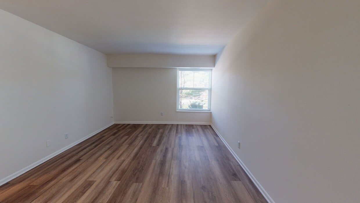 Building Photo - 351 Buckminster Dr