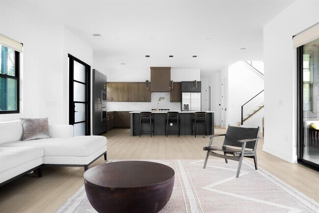 Foto del edificio - 5106 Prock Ln