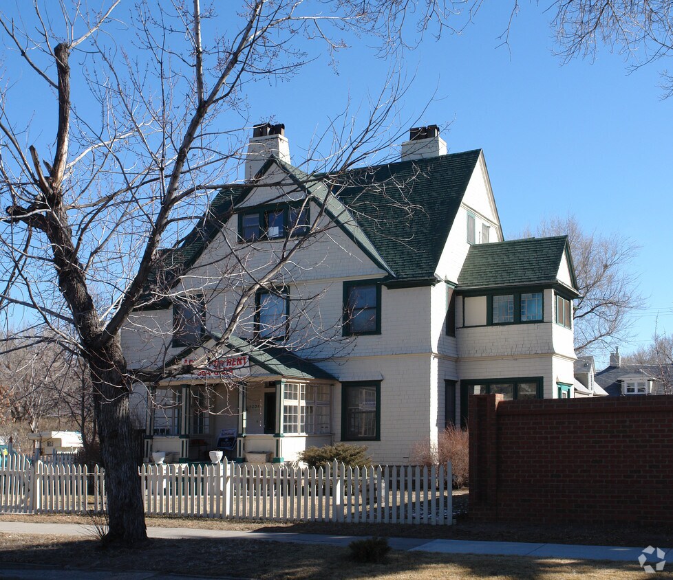 Foto del edificio - 1231 N Cascade Ave