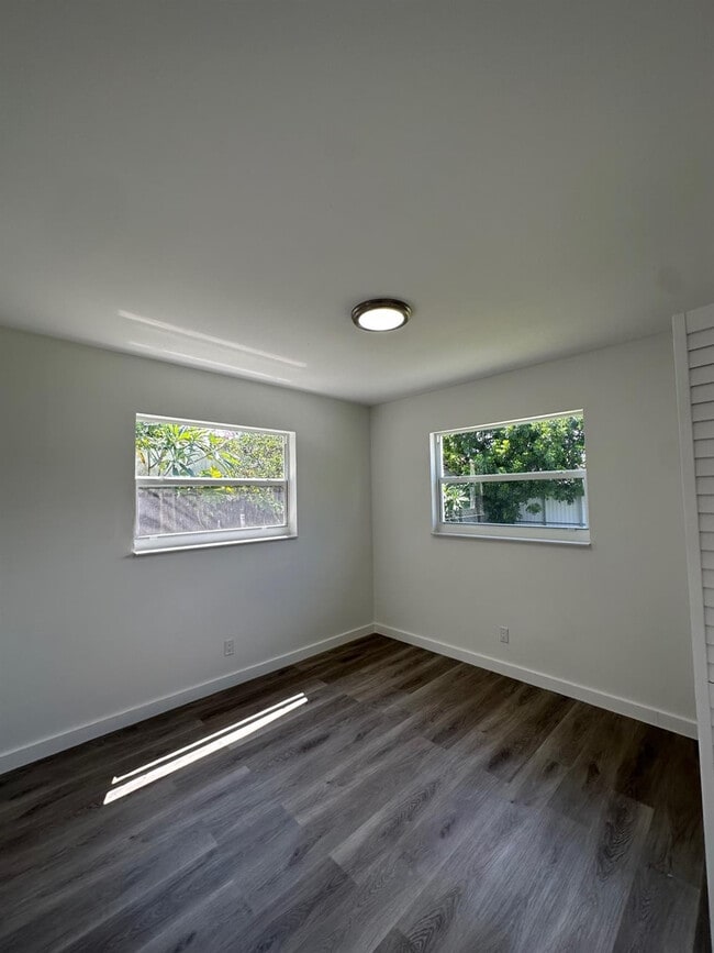 Foto del edificio - 4051 NE 4th Ave