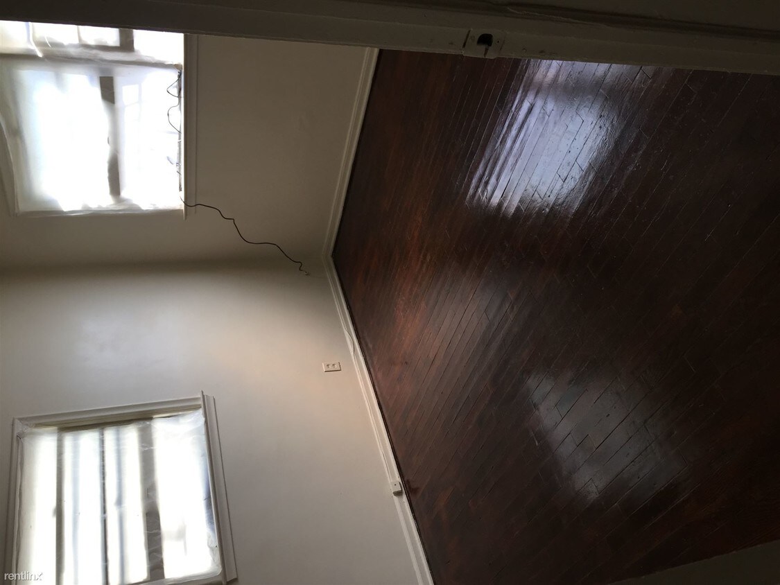 Primary Photo - 2 br, 1 bath House - 1002 W Pierson Rd
